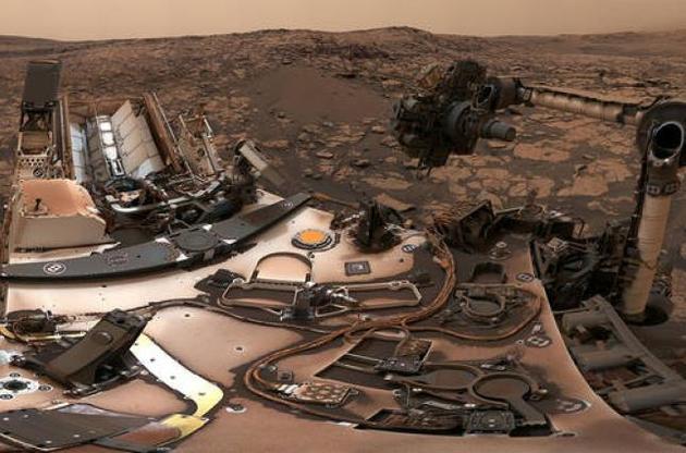 NASA опубликовало панораму Марса во время песчаной бури