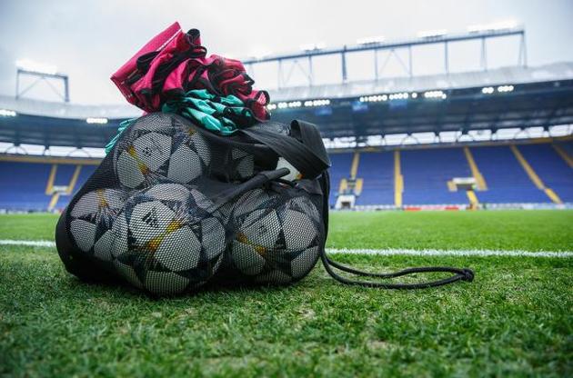 Розглядається кілька міст України