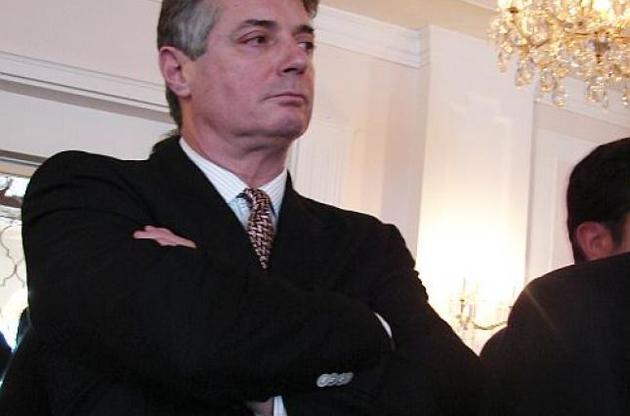 Манафорт ні при чому - це була умова з боку його українських бізнес-партнерів, заявляє захист