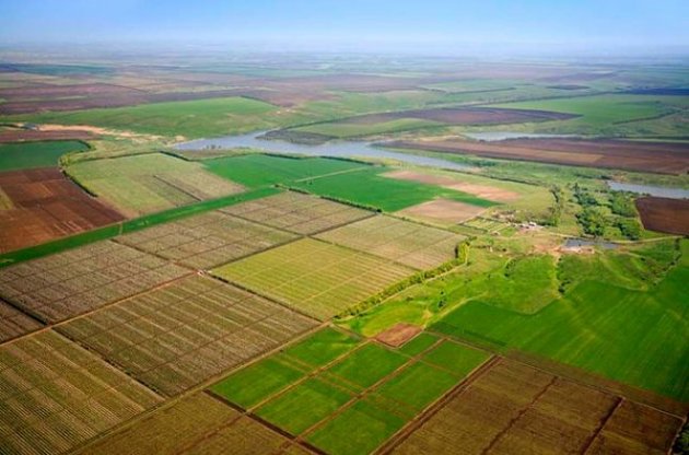 Рада приняла закон о едином массиве земель сельхозназначения