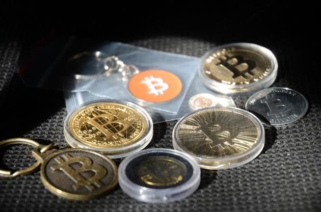 Перевірені рекламодавці зможуть розмістити рекламу криптовалют на Facebook