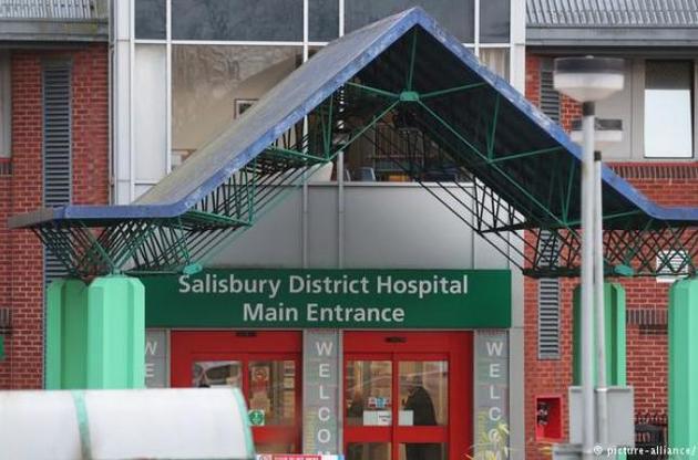 В Британии СМИ обнародовали имена пострадавших от отравления возле Солсбери
