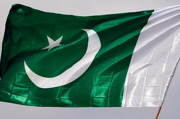 В Пакистане террорист-смертник взорвал себя на митинге - погибло 12 человек