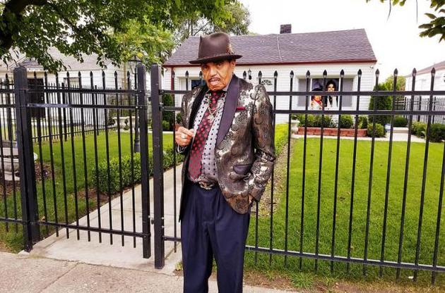 Джозеф Джексон умер в кругу семьи