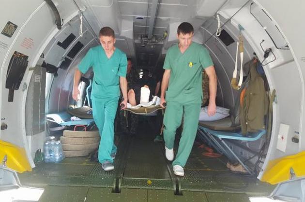На лікування в Німеччину відправлена чергова група поранених українських військових