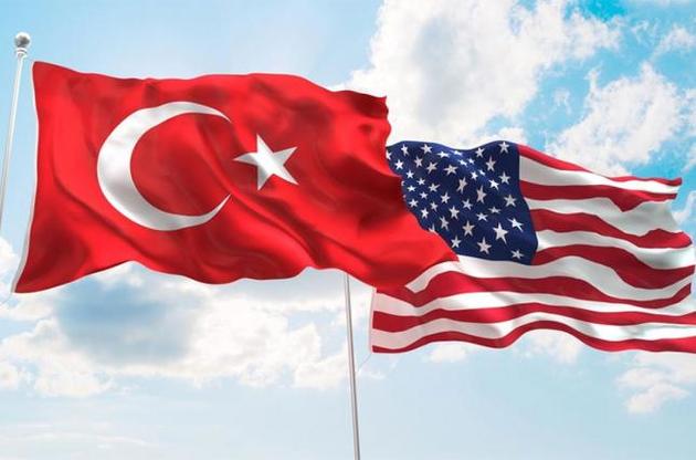 Невідомі обстріляли посольство США в Туреччині