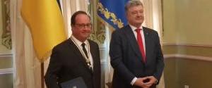 Порошенко вручив екс-президенту Франції Франсуа Олланду орден Свободи