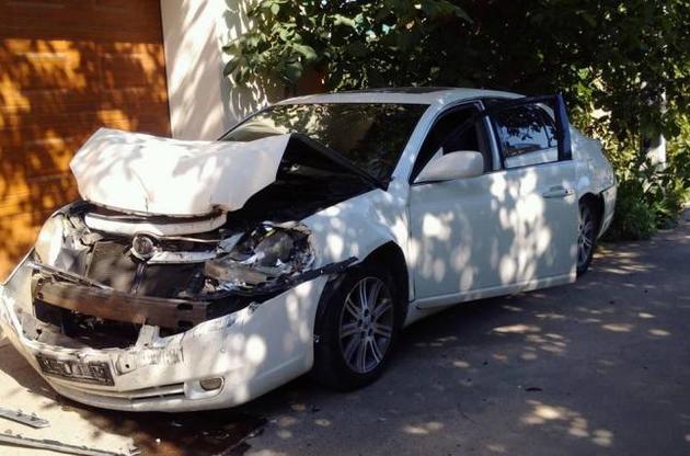 Автомобиль лидеров одесского "Народного руха" протаранил грузовик
