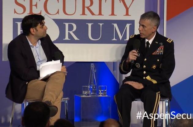 Накасоне назвав Росію та Китай супротивниками, на яких США мають зосередитись