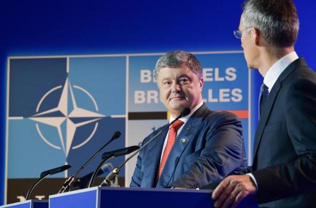 Украина реализует ежегодную нацпрограмму в рамках комиссии Украина-НАТО – Порошенко