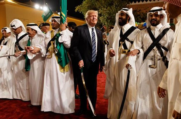 Трамп намагається переконати американців у важливості добрих відносин із саудитами