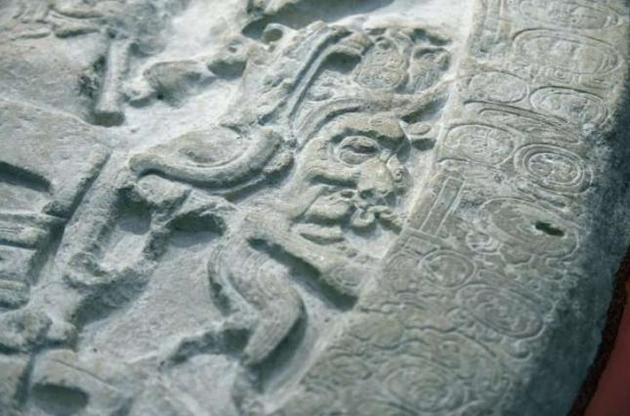 Археологи обнаружили в Гватемале алтарь майя