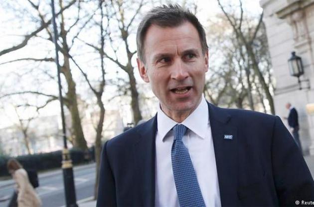 Хант зовсім недавно змінив Джонсона, але вже сповнений грандіозних планів