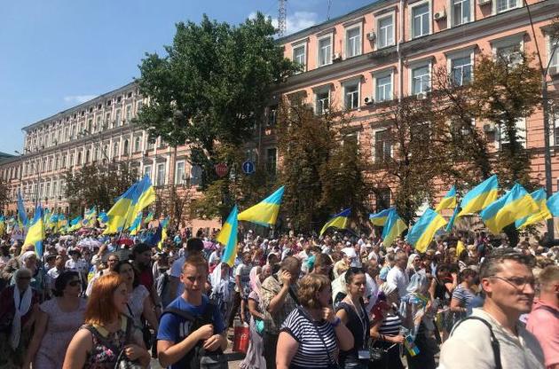 В крестном шествии в Киеве участвовали около 65 тысяч человек – МВД
