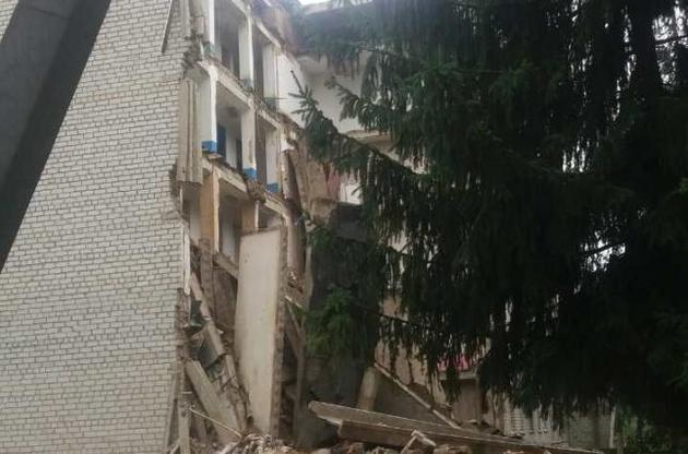 ГСЧС назвала причину обрушения общежития в Житомирской области
