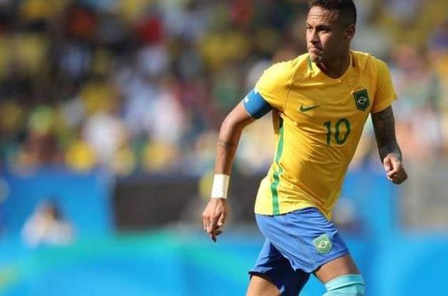 Неймар считает, что Харатина следует отстранить от футбола