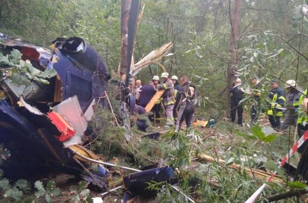 Полиция завела дело из-за падения вертолета на Трухановом острове в Киеве