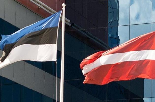 Эстония и Латвия намерены взыскать ущерб за советскую оккупацию через ООН