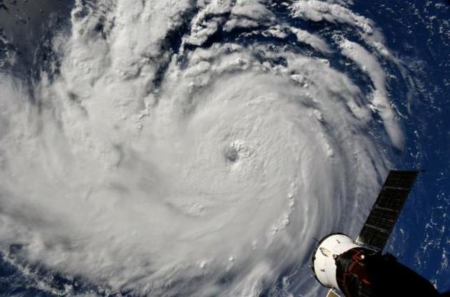 NASA показало снимок урагана "Флоренс" из космоса