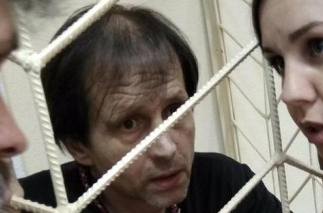 Балух встретился с матерью в изоляторе временного содержания в Крыму