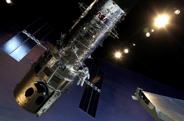 Вчені перевели телескоп "Хаббл" у безпечний режим
