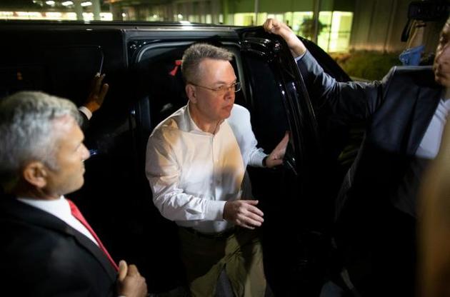 Трамп заявив, що не укладав угод з Туреччиною про звільнення американського пастора