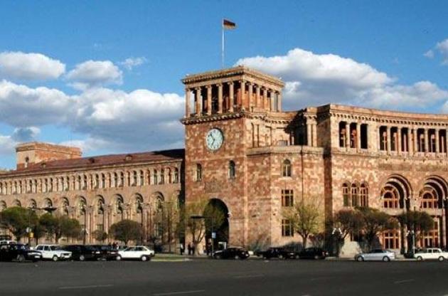Парламент Вірменії не зміг обрати нового прем'єра