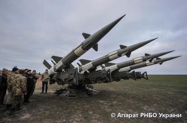 ЗСУ біля адмінкордону з Кримом провели стрільби з систем С-300, Бук, Тор та Оса