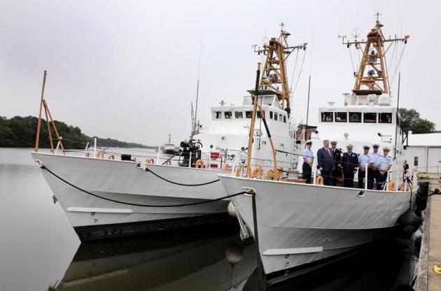 США торжественно передали Украине первые два катера типа "Айленд"