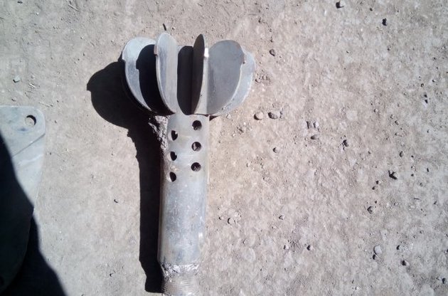 На сході України не вщухають ворожі обстріли із забороненого озброєння