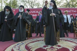 Не Собором, так Томосом