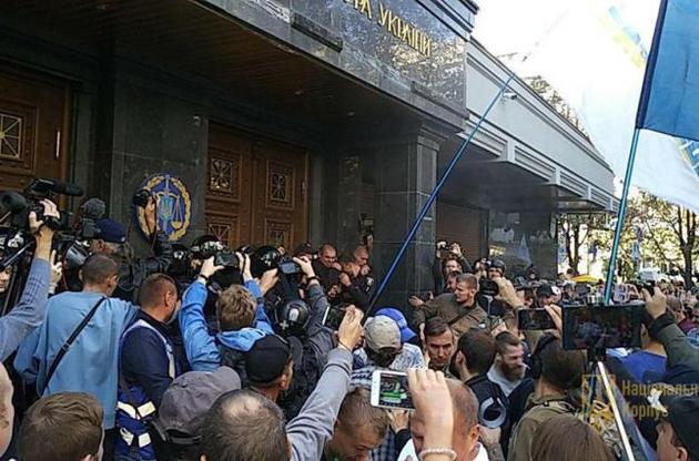 У поліції не уточнили, яку організацію представляє затриманий