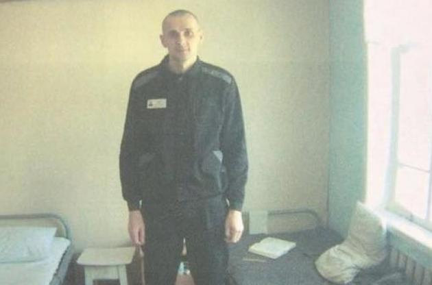 Информация о прекращении Сенцовым голодания появилась на прошлой неделе