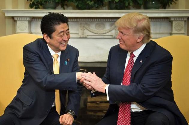 Япония инициировала торговые переговоры со США
