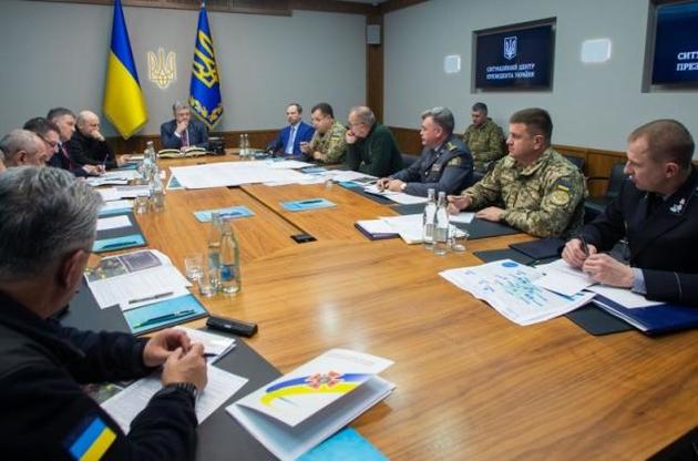 Порошенко доручив виділити фінансування на перевезення і зберігання боєприпасів