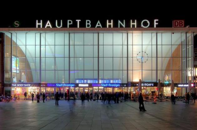 Заручницю імовірно захопили в аптеці на території вокзалу