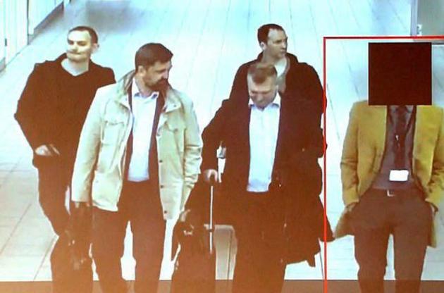 Россиян зафиксировали камеры наблюдения отеля, расположенного рядом со штаб-квартирой ОЗХО