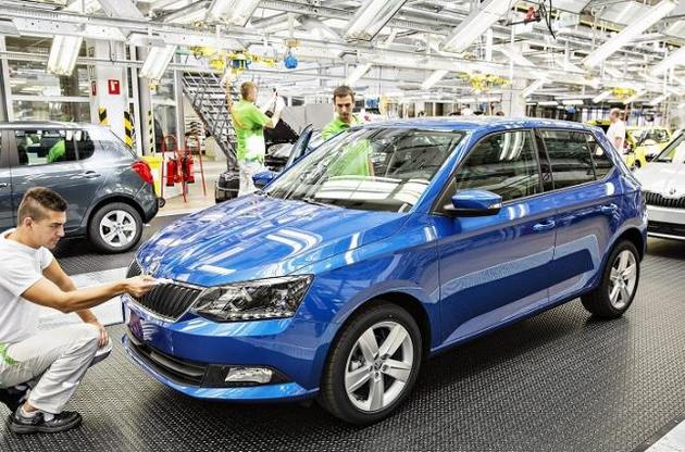 Українське автовиробництво скоротилося майже на 40%