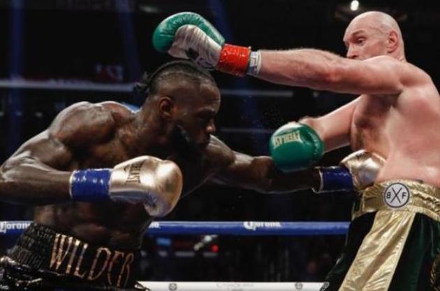 Уайлдер дважды отправил Фьюри в нокдаун