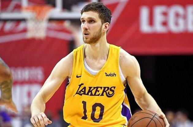 Михайлюк не допоміг "Лейкерс" уникнути поразки