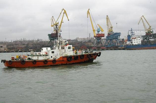 С начала года порты аннексированного Крыма незаконно посетили более 120 судов – активист