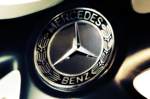 Автобаза ДУС придбала два броньовані Mercedes-Benz по $ 600 тисяч