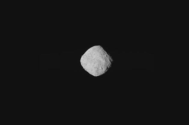 Зонд NASA передал на Землю снимок астероида Бенну