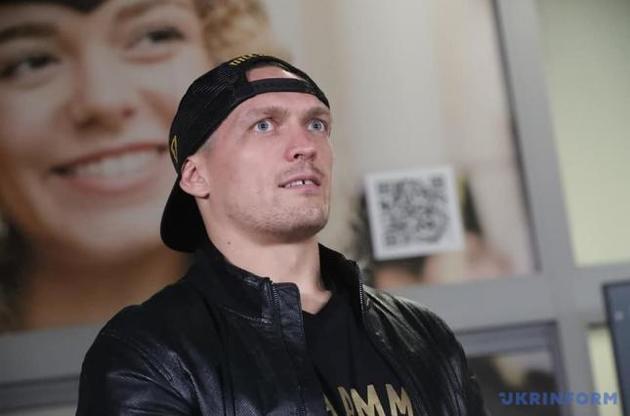 Усик вийде на ринг у листопаді