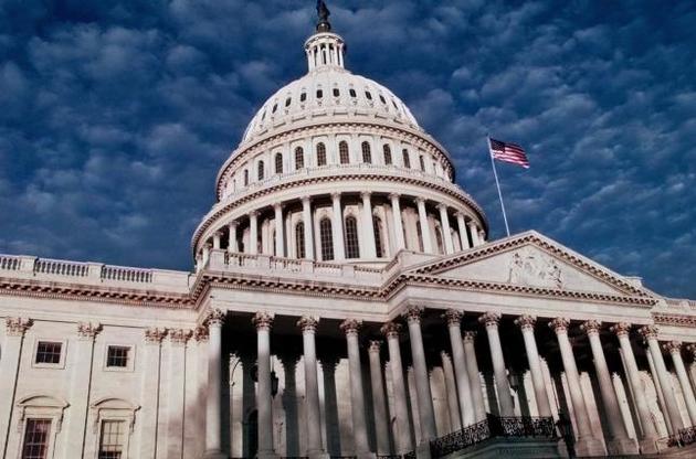 Американский Сенат одобрил бюджет Пентагона с 250 млн долларов военной помощи Украине