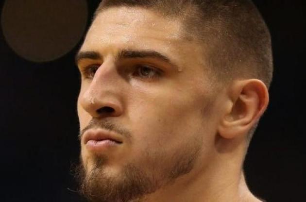 Лень провел на паркете 18 минут