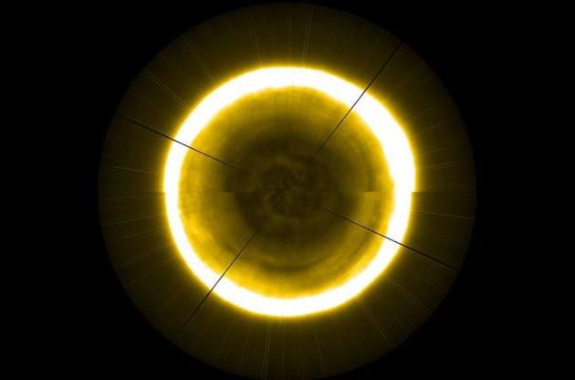 Астрономи отримали зображення північного полюса Сонця
