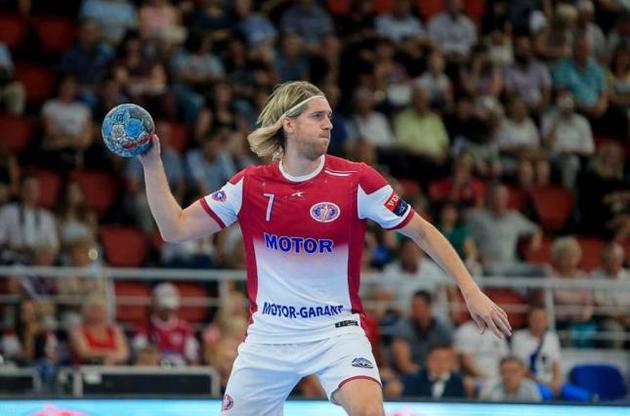 Малашинскас забросил 10 мячей