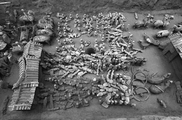 Вчені виявили мініатюрну теракотову армію