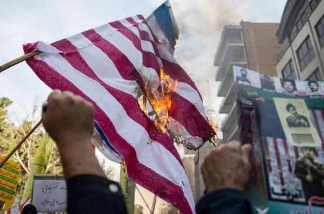 В Ірані пройшли масові антиамериканські демонстрації